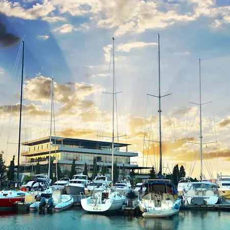 Atakoey Marina Park Hotel Residence-3
